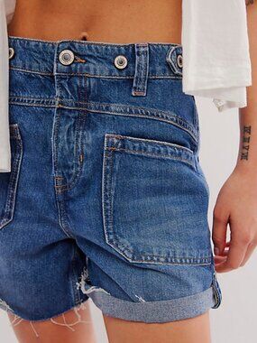 Free People Palmer Denim Shorts – Size 27